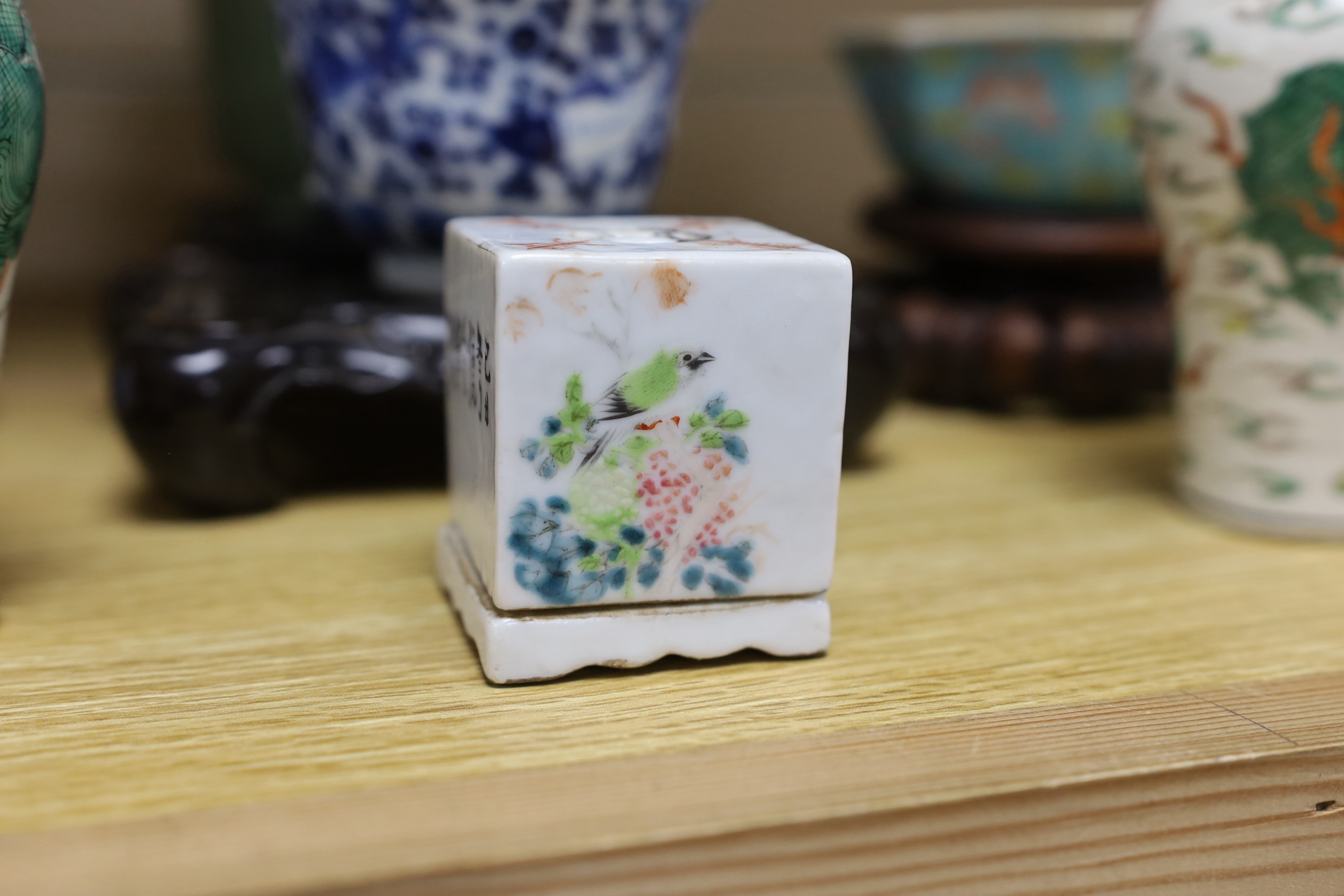 A group of 19th century Chinese ceramics, tallest 13cm, including a pink ground crane dish, 12cm diameter of a pair of small crackle glaze ‘dragon’ vases and covers, an incense burner and square cover, c.1900 etc.